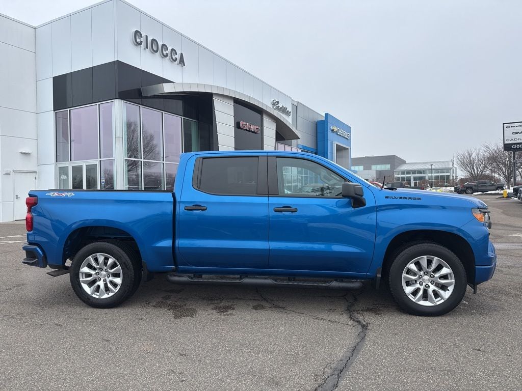 2022 Chevrolet Silverado 1500 Custom