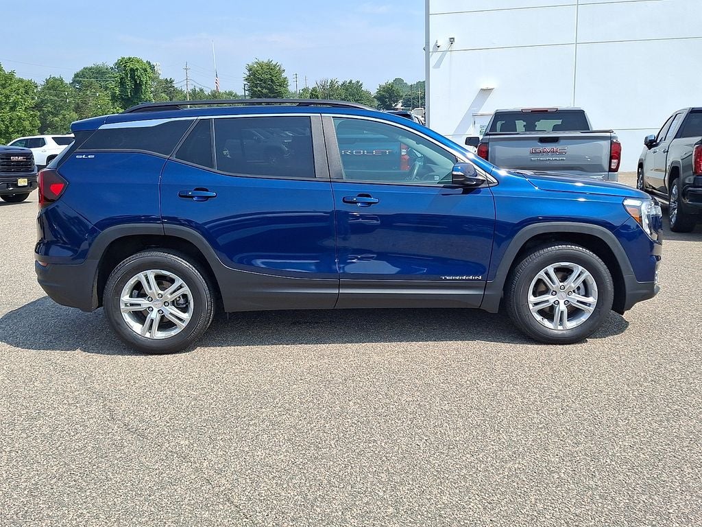 2023 GMC Terrain SLE