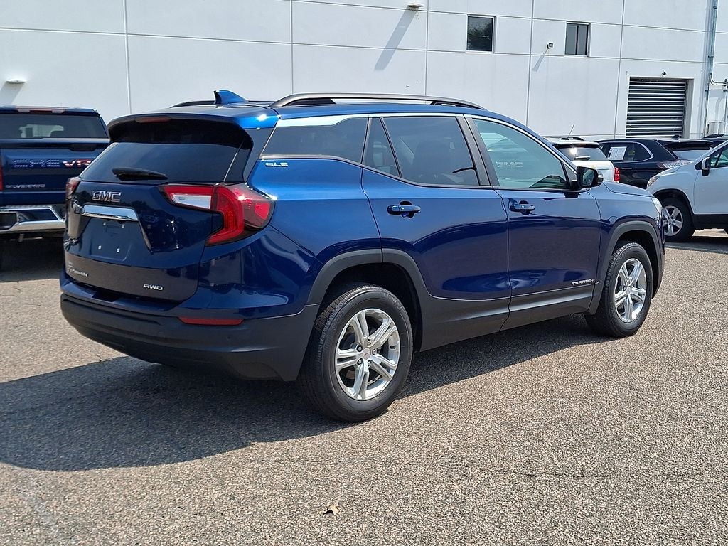 2023 GMC Terrain SLE