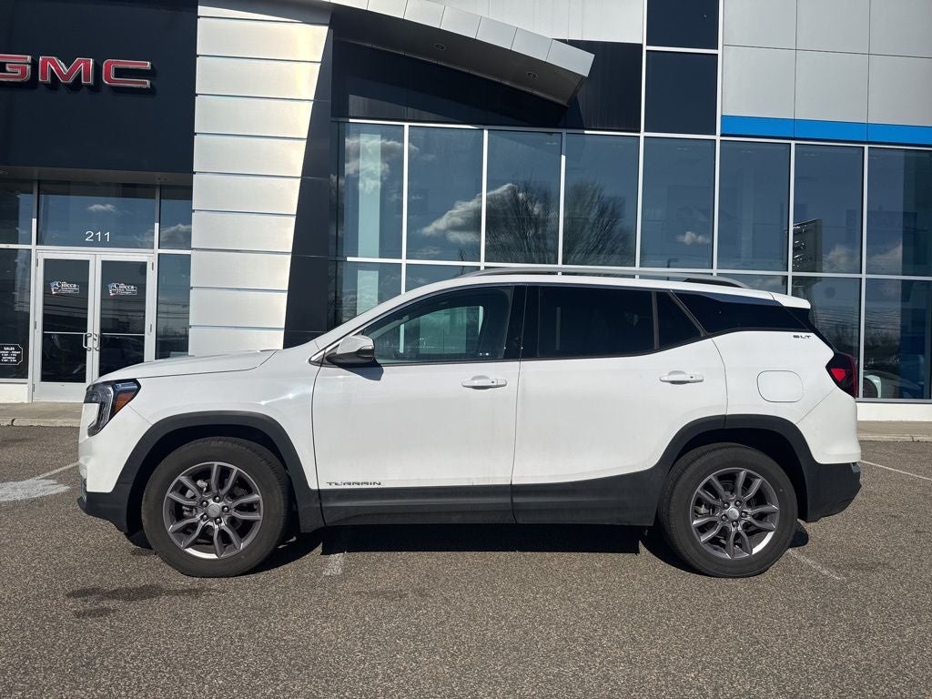 2024 GMC Terrain SLT