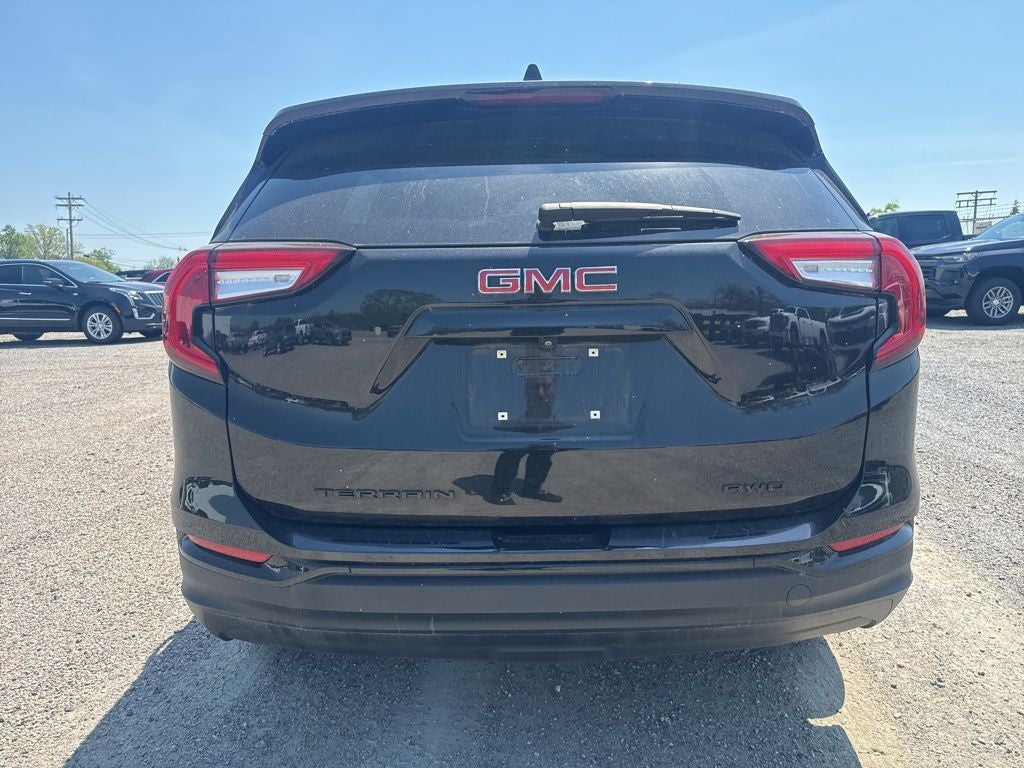 2023 GMC Terrain SLT