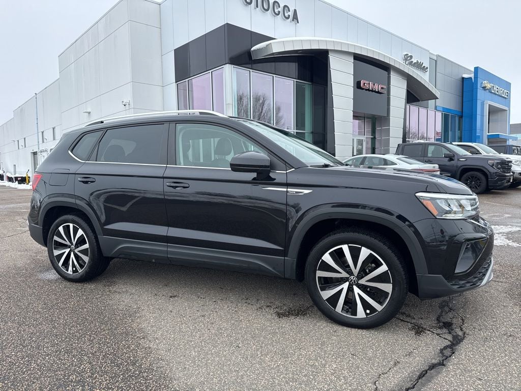 2023 Volkswagen Taos 1.5T SE