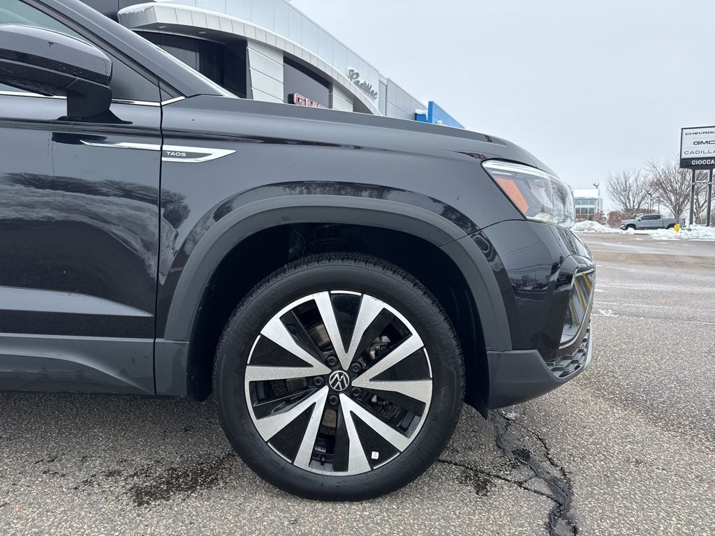 2023 Volkswagen Taos 1.5T SE