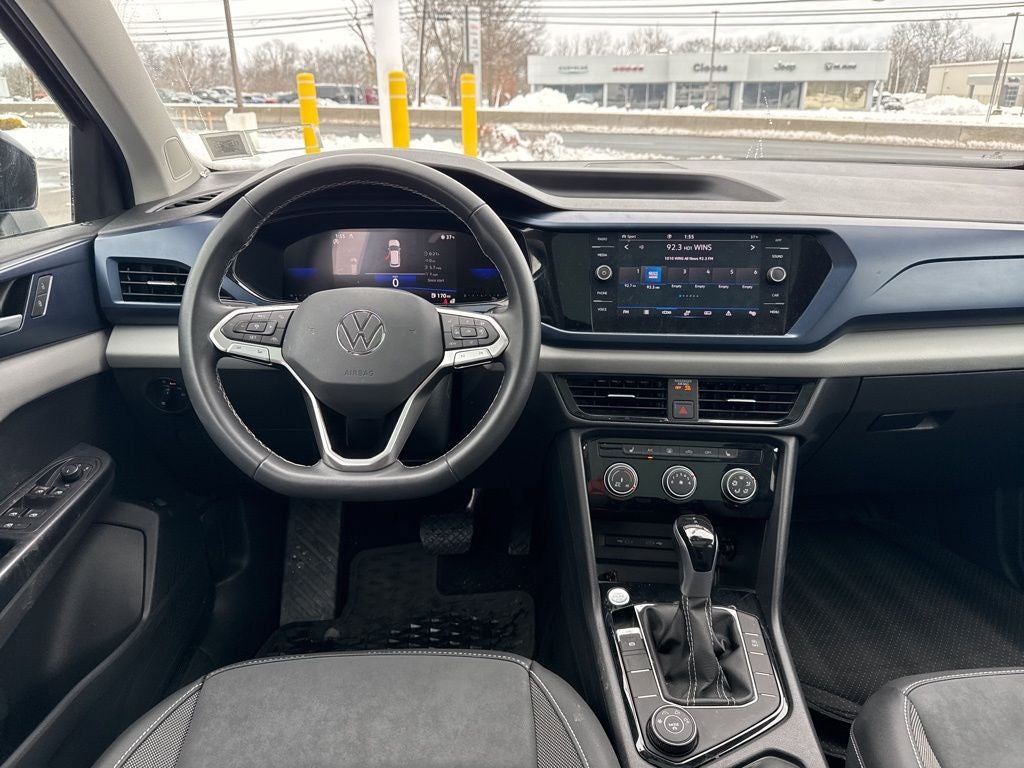 2023 Volkswagen Taos 1.5T SE