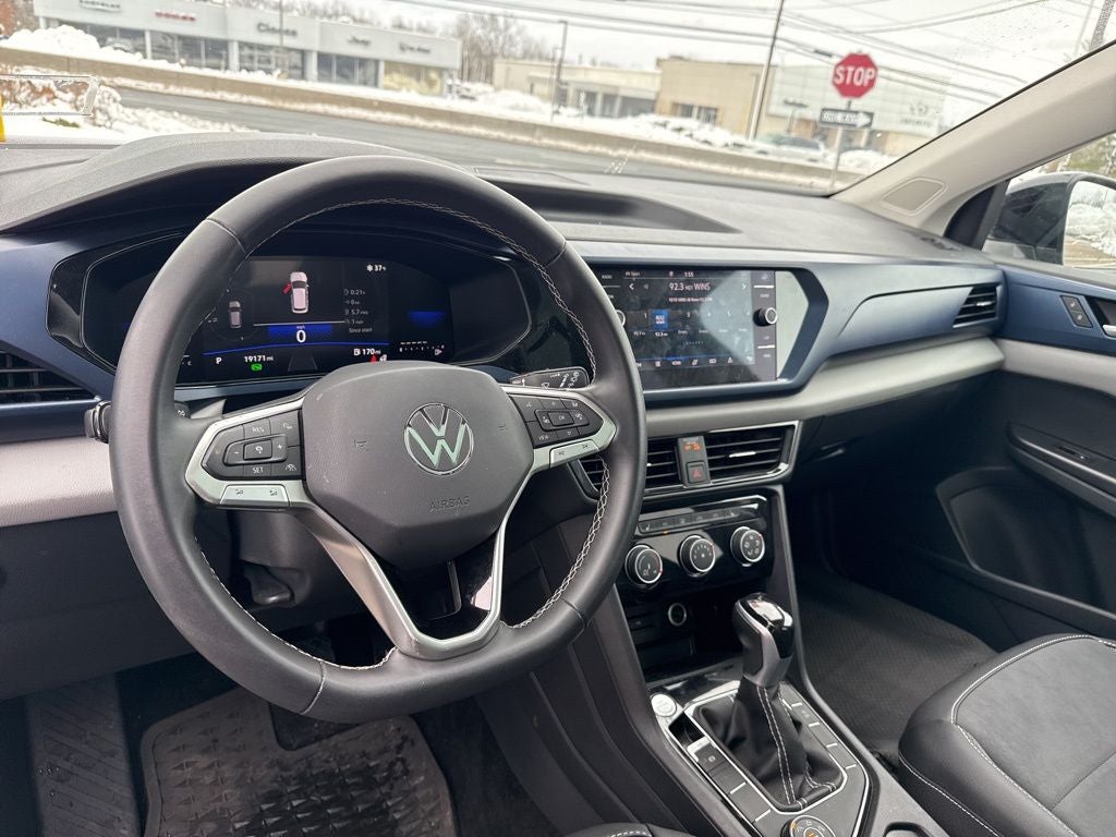 2023 Volkswagen Taos 1.5T SE