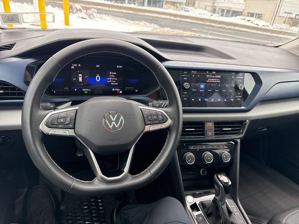 2023 Volkswagen Taos 1.5T SE