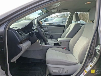 2017 Toyota Camry LE