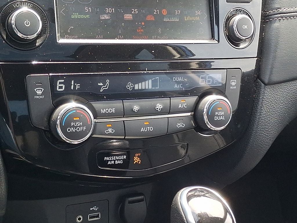 2020 Nissan Rogue SL