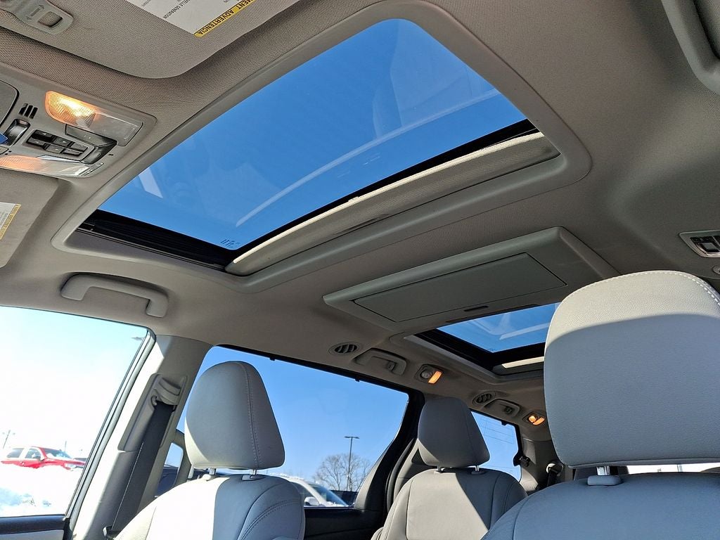 2017 Toyota Sienna Limited 7 Passenger