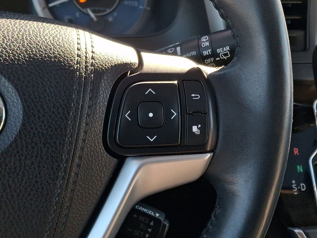 2017 Toyota Sienna Limited 7 Passenger