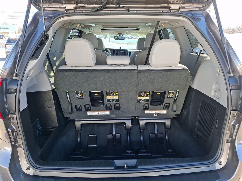 2017 Toyota Sienna Limited 7 Passenger