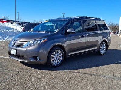 2017 Toyota Sienna Limited 7 Passenger