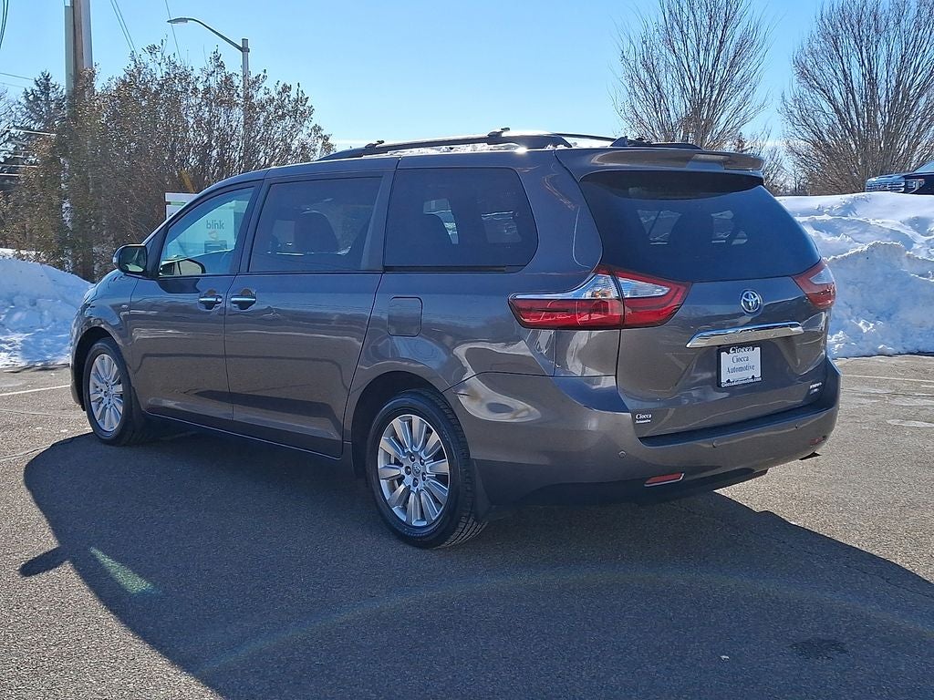 2017 Toyota Sienna Limited 7 Passenger