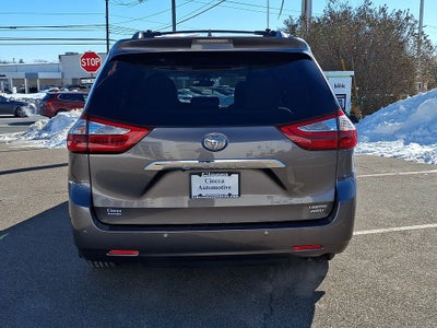 2017 Toyota Sienna Limited 7 Passenger