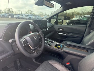 2025 Toyota Sienna Platinum 7 Passenger