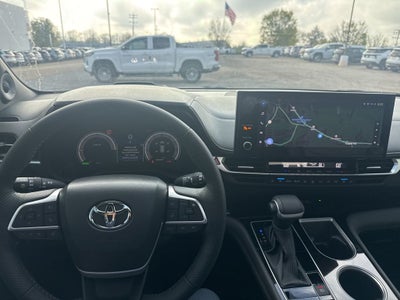 2025 Toyota Sienna Platinum 7 Passenger