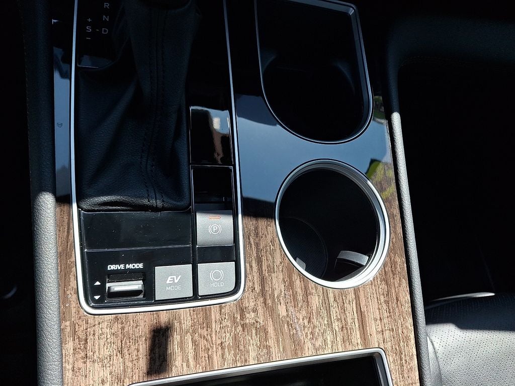 2025 Toyota Sienna Platinum 7 Passenger