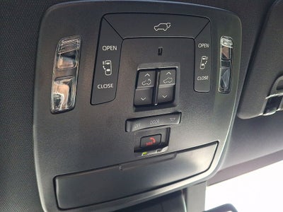 2025 Toyota Sienna Platinum 7 Passenger
