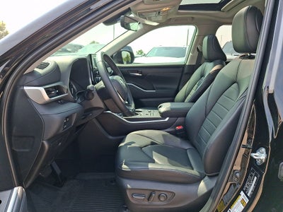 2024 Toyota Highlander XLE