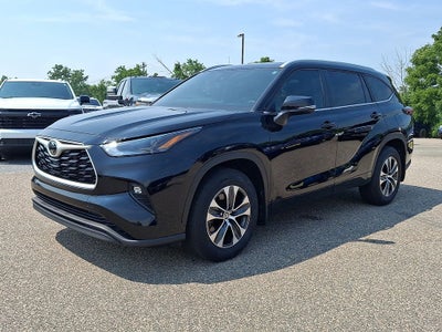 2024 Toyota Highlander XLE