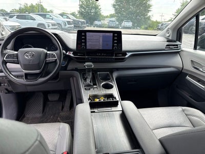 2024 Toyota Sienna Limited 7 Passenger