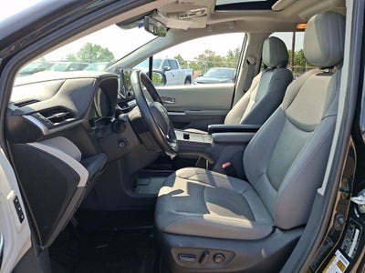 2024 Toyota Sienna Limited 7 Passenger