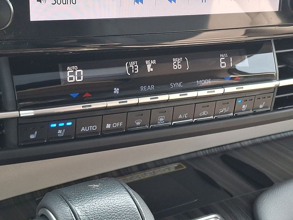 2024 Toyota Sienna Limited 7 Passenger