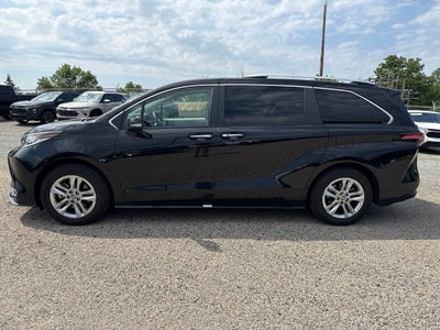 2024 Toyota Sienna Limited 7 Passenger