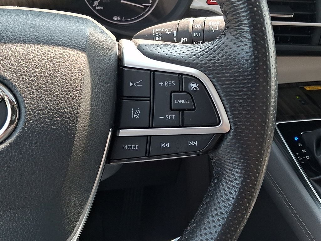 2024 Toyota Sienna Limited 7 Passenger