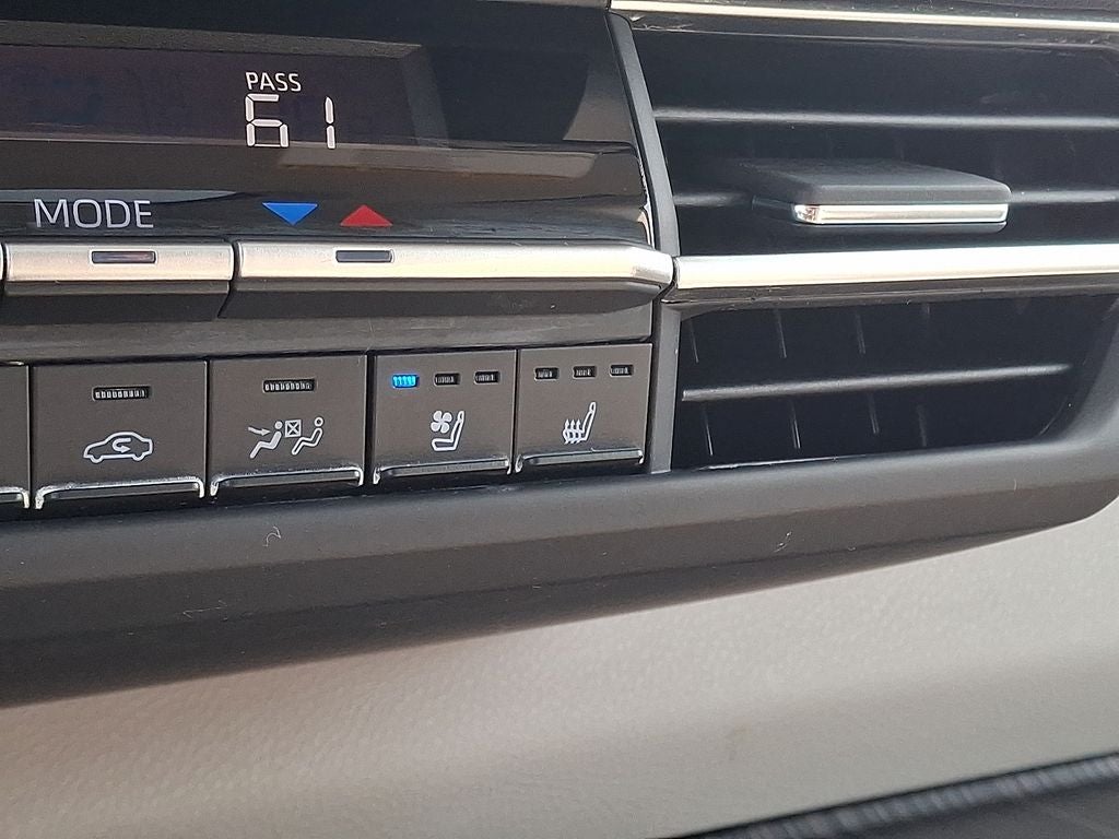 2024 Toyota Sienna Limited 7 Passenger