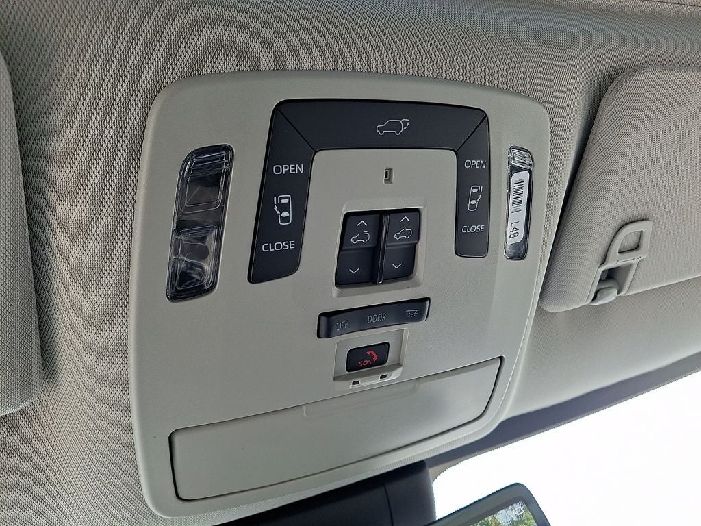 2024 Toyota Sienna Limited 7 Passenger