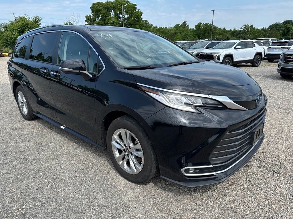 2024 Toyota Sienna Limited 7 Passenger
