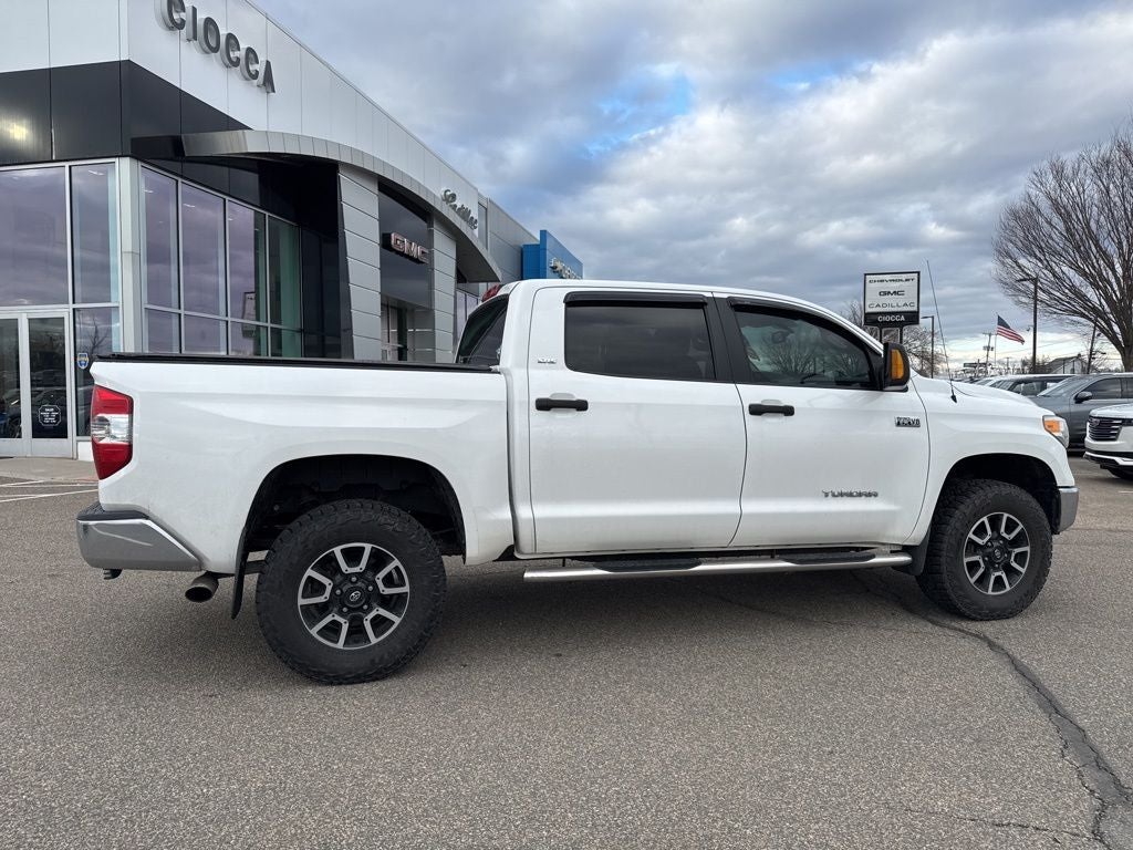 2015 Toyota Tundra SR5