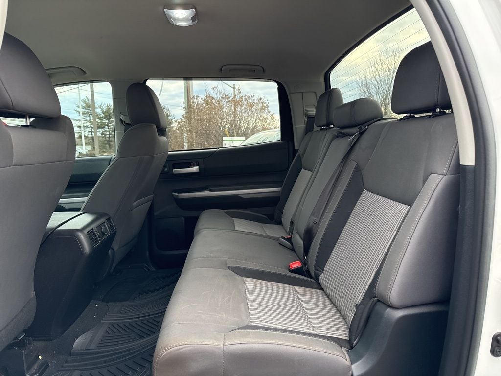 2015 Toyota Tundra SR5