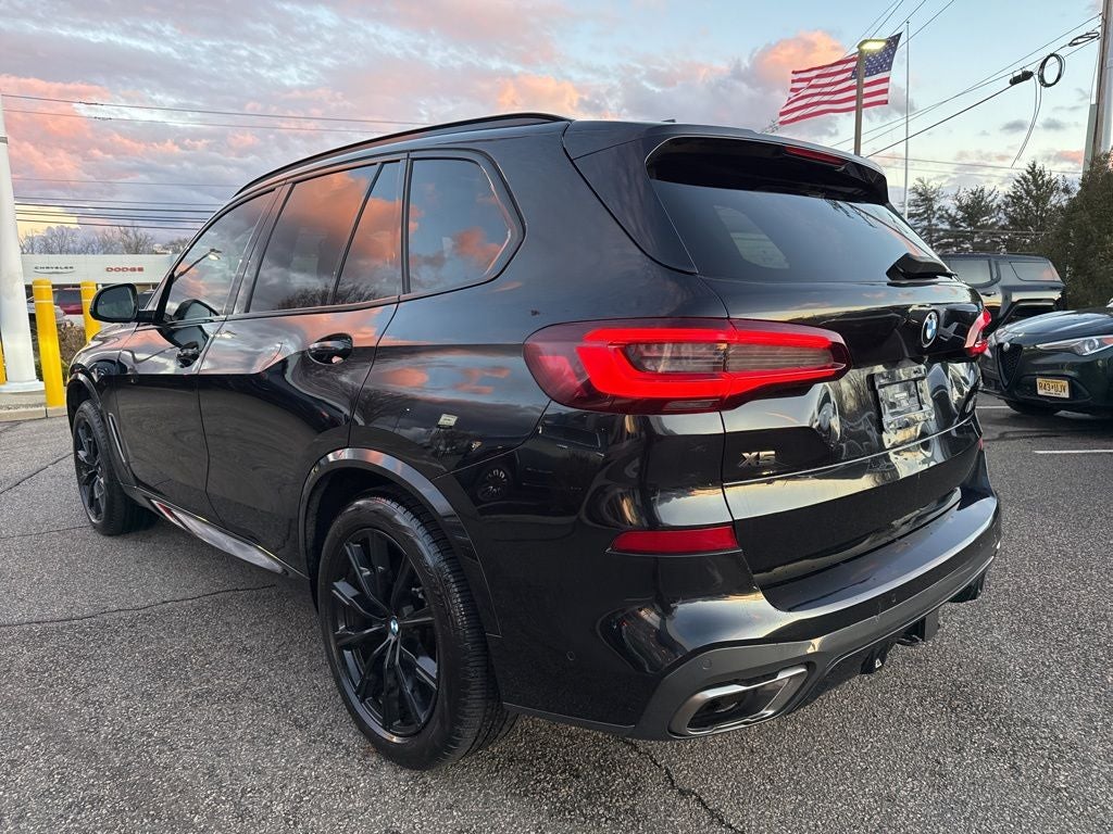 2021 BMW X5 M50i