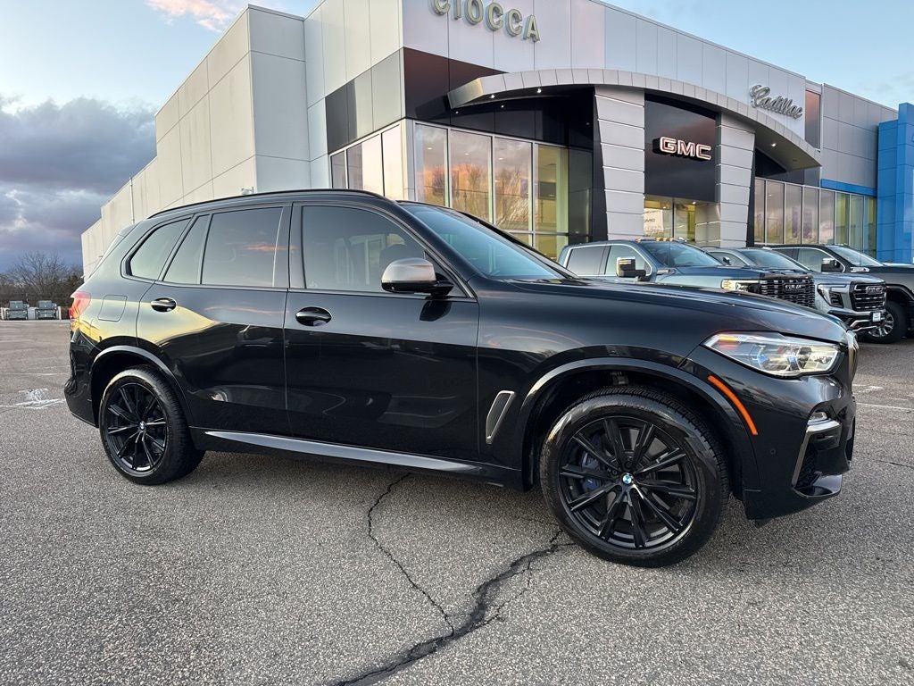2021 BMW X5 M50i