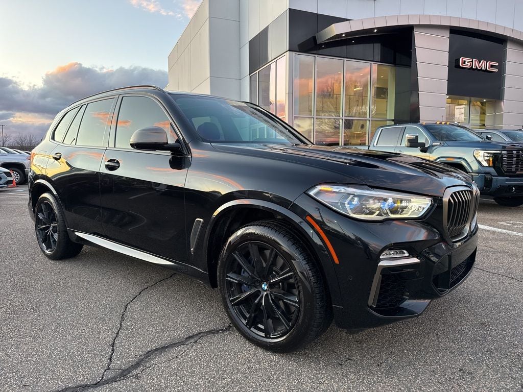 2021 BMW X5 M50i
