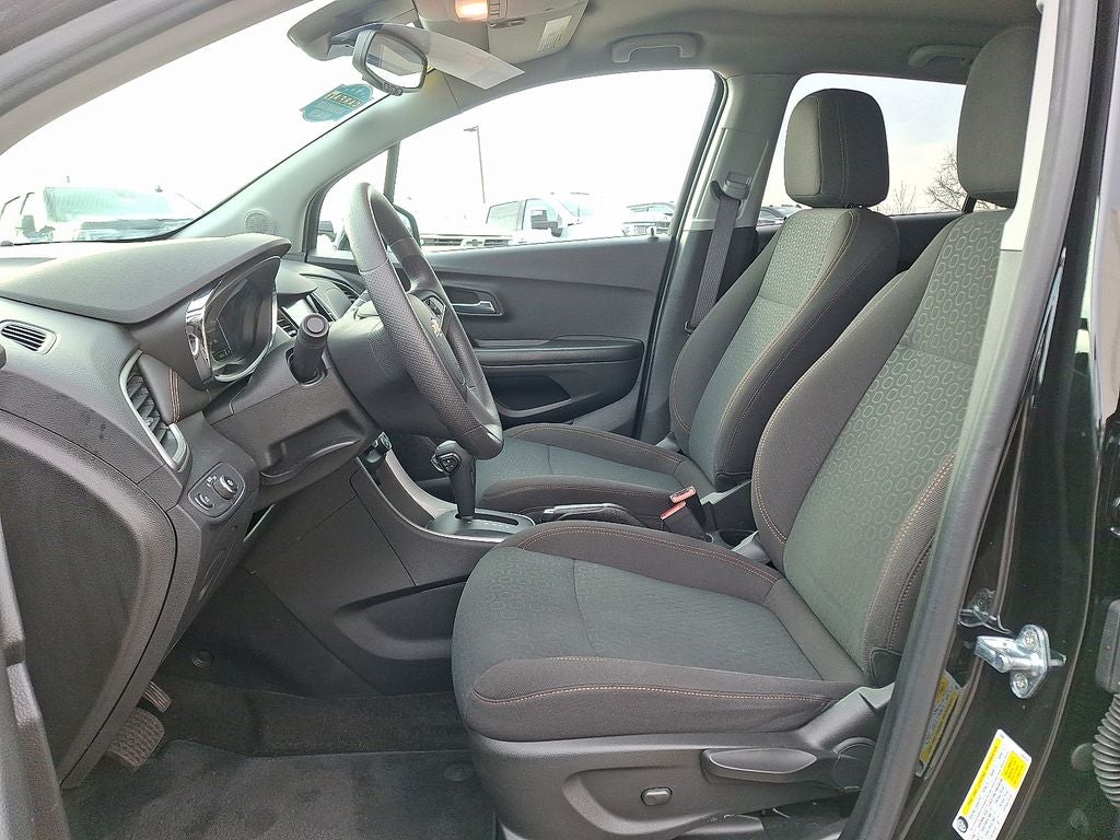 2022 Chevrolet Trax LS