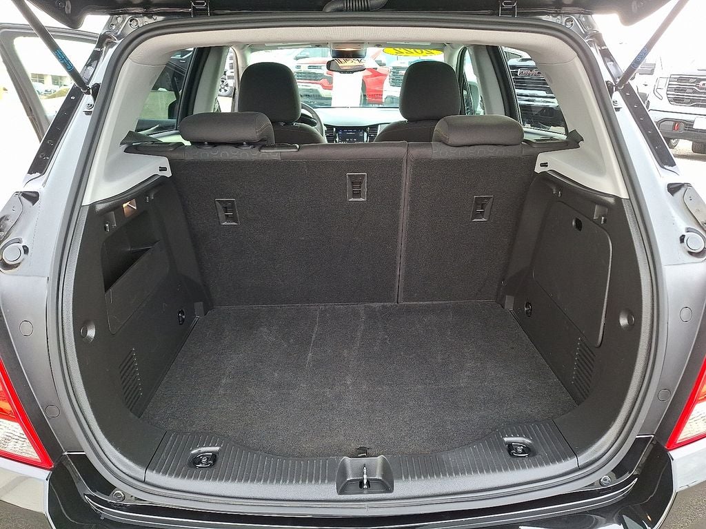 2022 Chevrolet Trax LS