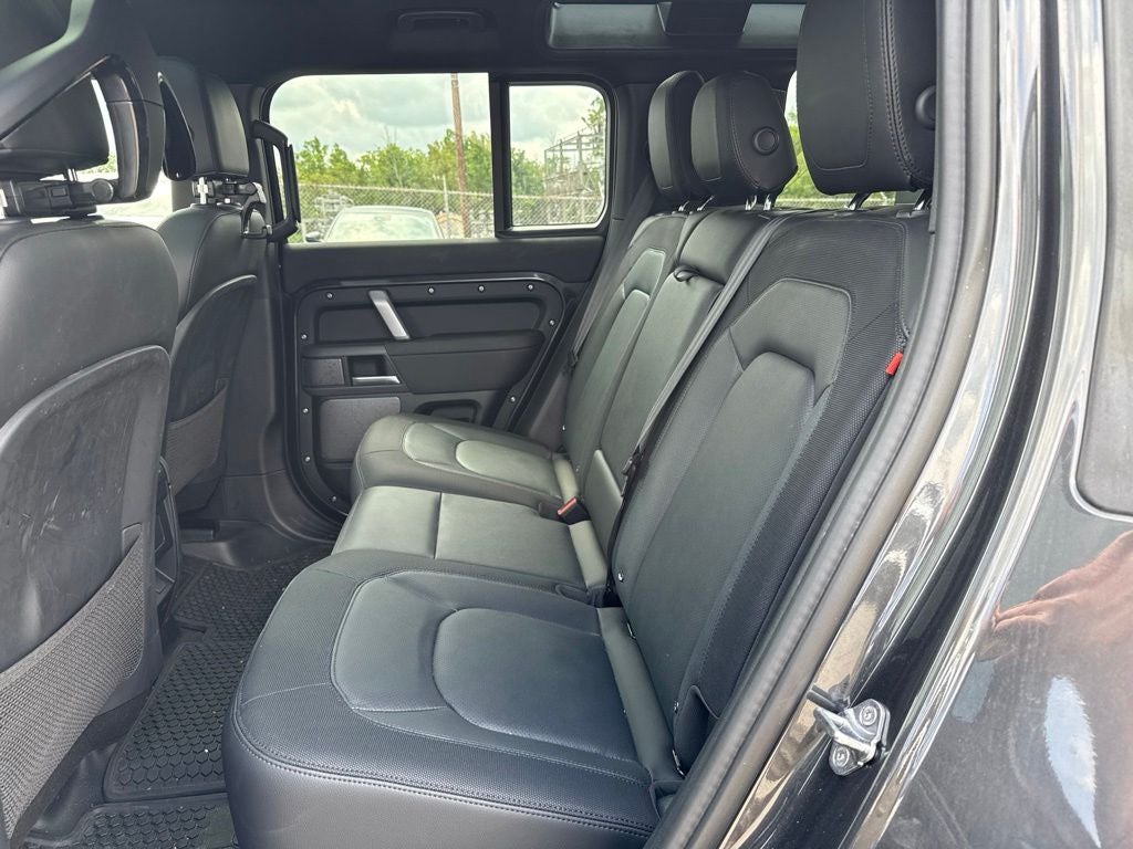 2024 Land Rover Defender 110 X-Dynamic SE
