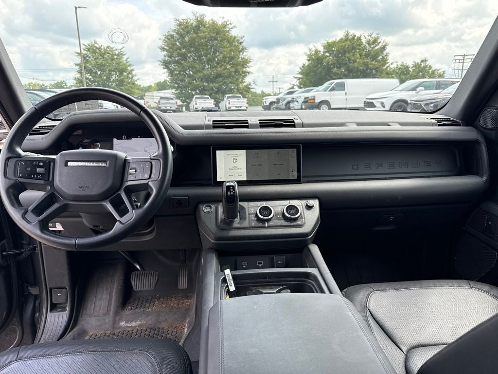 2024 Land Rover Defender 110 X-Dynamic SE