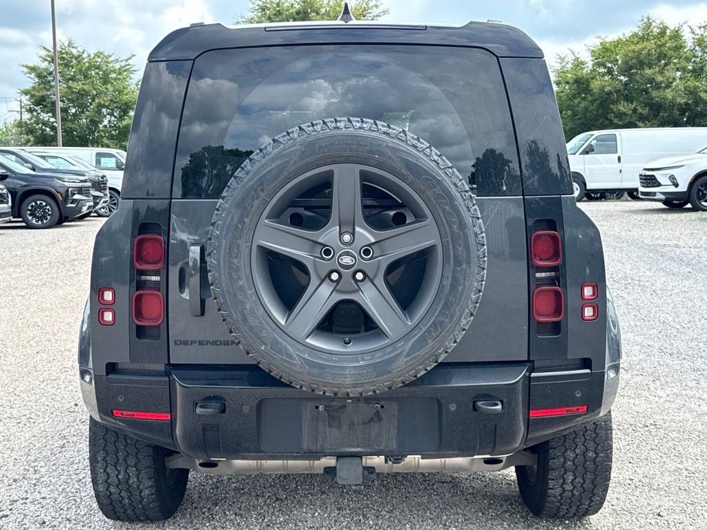 2024 Land Rover Defender 110 X-Dynamic SE