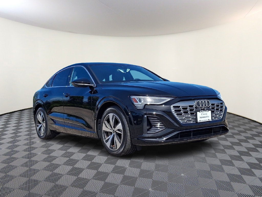 2024 Audi Q8 Sportback e-tron