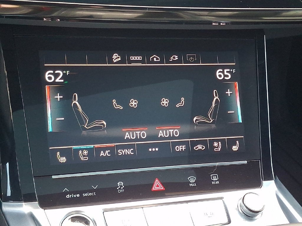 2024 Audi Q8 Sportback e-tron Premium Plus S line quattro