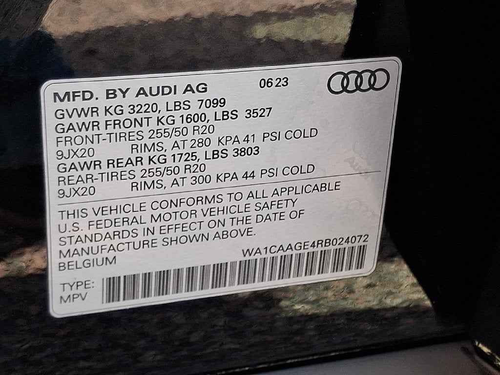 2024 Audi Q8 Sportback e-tron Premium Plus S line quattro