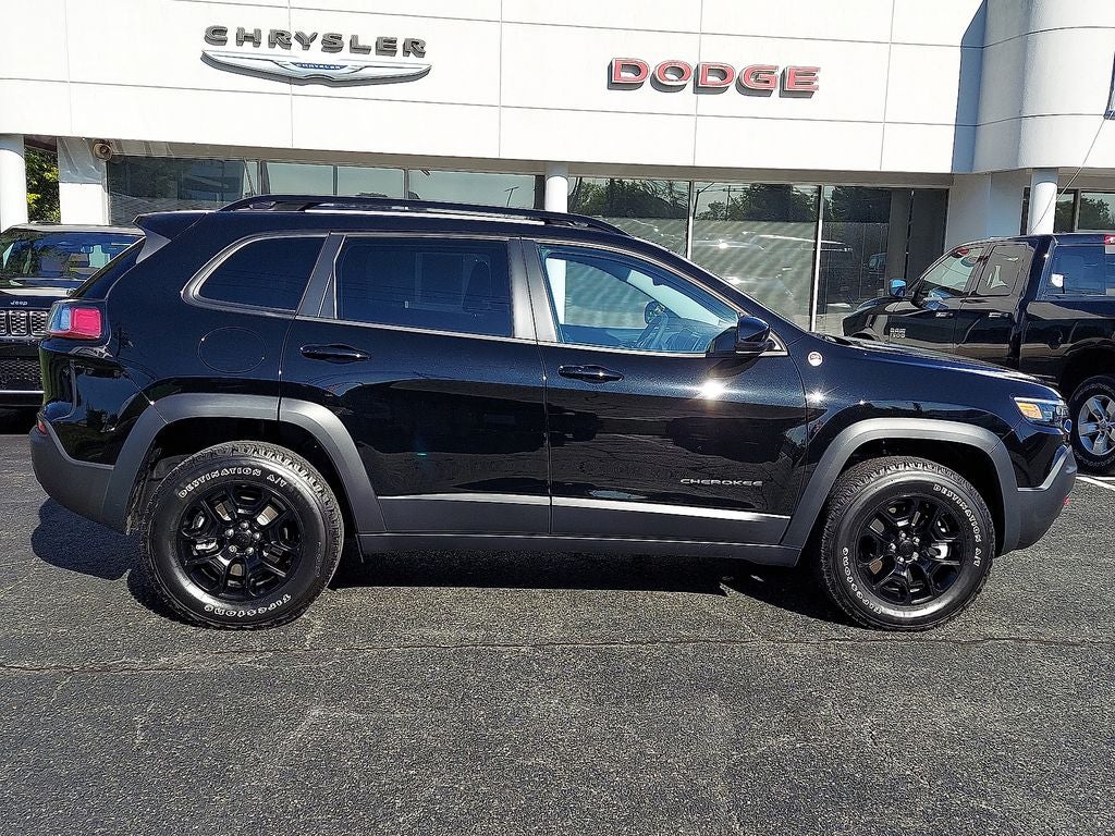 2022 Jeep Cherokee Trailhawk