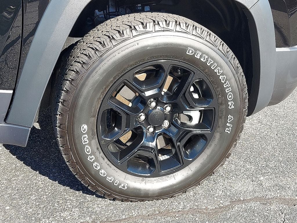 2022 Jeep Cherokee Trailhawk