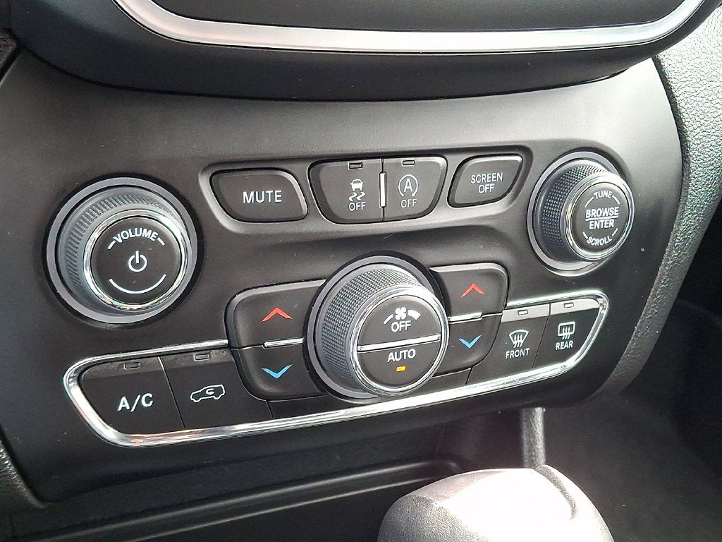2023 Jeep Cherokee Altitude
