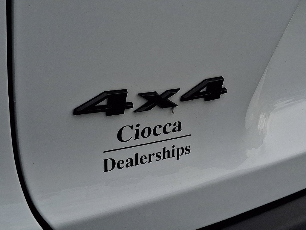 2023 Jeep Cherokee Altitude