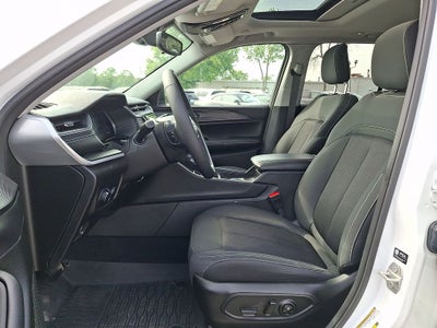 2023 Jeep Grand Cherokee Laredo X